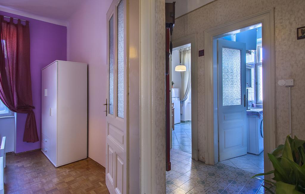 Pula City Center Big Apartment With Private Parking Esterno foto